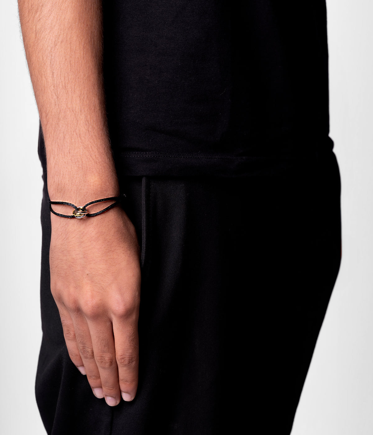 TRINITY ARMBAND