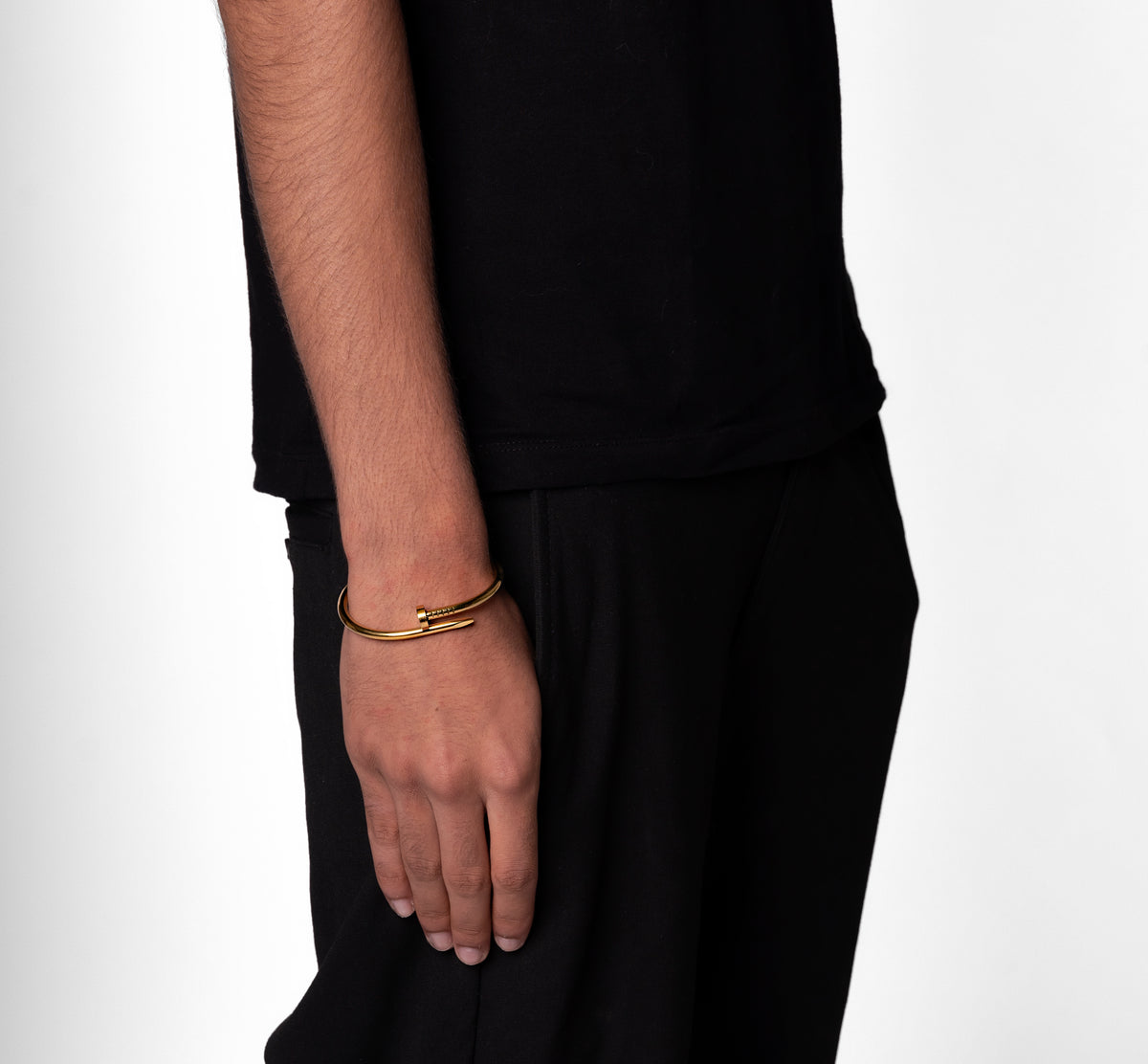 SPIJKER ARMBAND. - GOUD